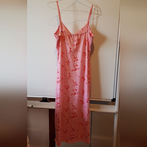 Pretty Little Thing pink ditsy floral jersey midi dress 12 NWOT - Picture 6 of 7